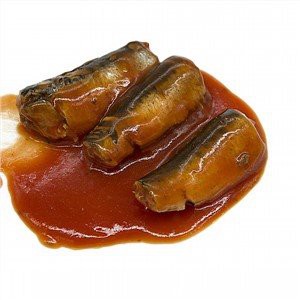 Sardîn tun mewn Saws Tomato